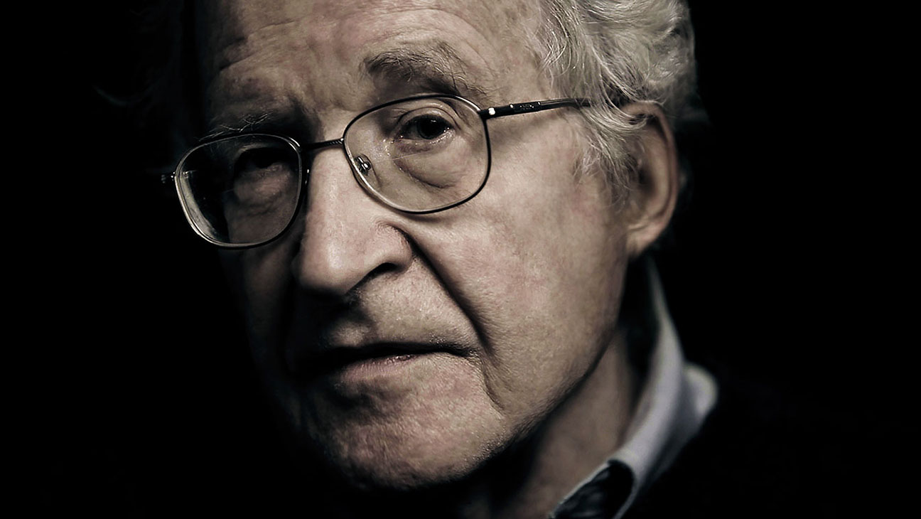 Noam Chomsky on Populism and ‘Off The Spectrum’ Republican&nbsp;Party