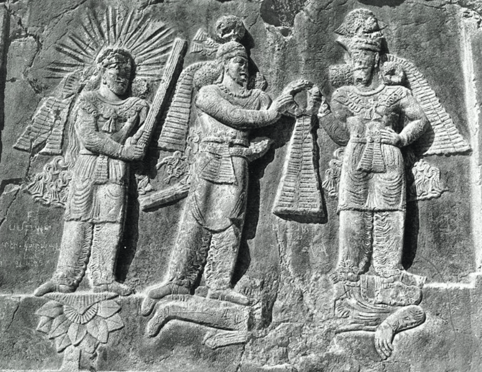 Time’s Circle in Zurvanite Philosophy and Theosophy: Monism beyond&nbsp;Dualism